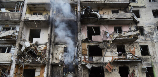 Война в Украине. Разрушенный дом